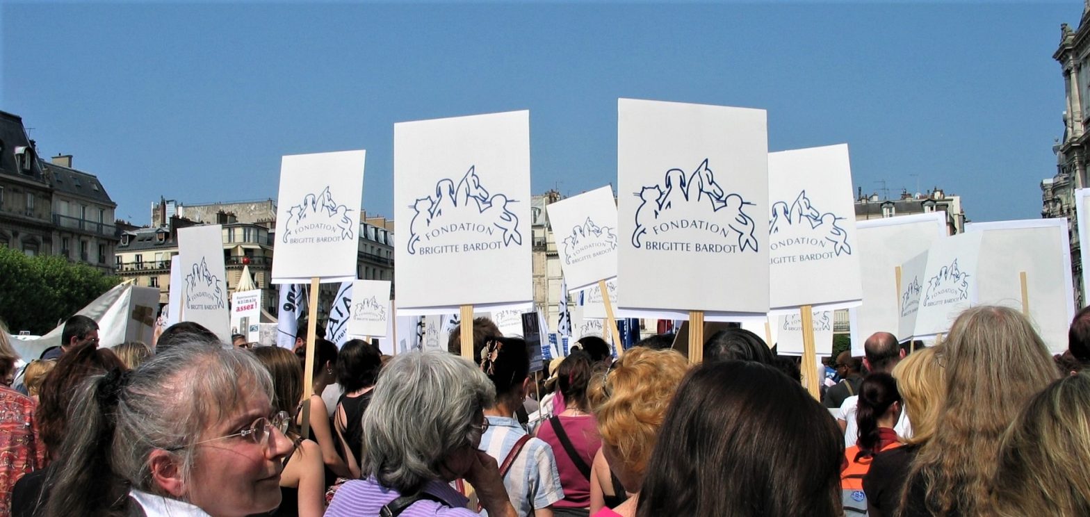 Brigitte Bardot_Marche européenne contre la vivisection_avril 2011